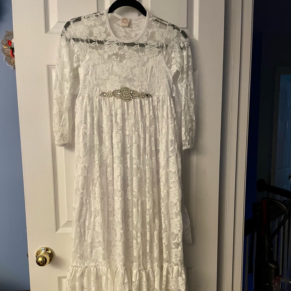 White lace Tween dress